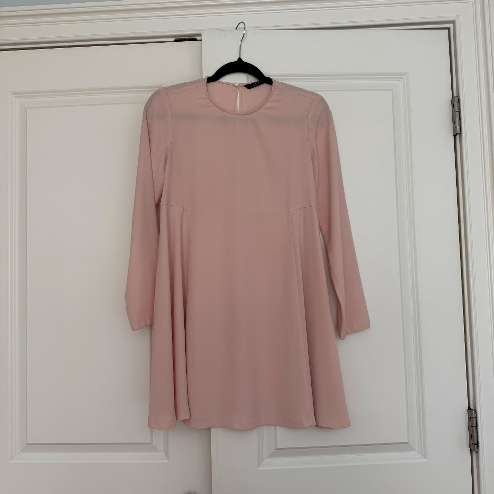 ZARA Long Sleeve Blush Pink Shift Dress – Minimalist A-Line – Women’s Size S